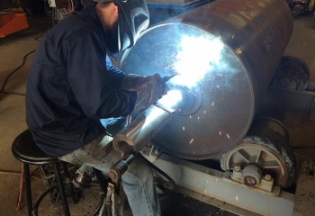 Welding Crack in Shaft of Roller